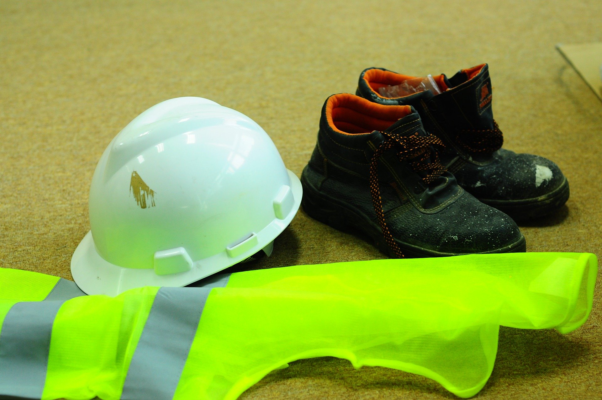 Personal Protective Equipment Training Online UK Online Training